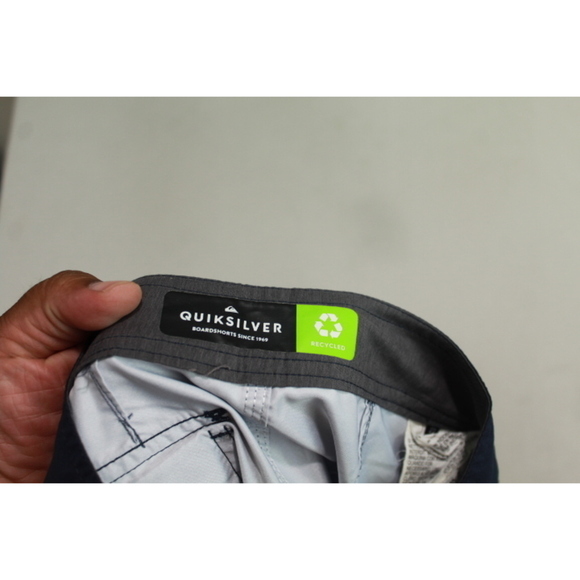 Quicksilver Blue Kids Board Shorts Summer Size 22 - Picture 2 of 8